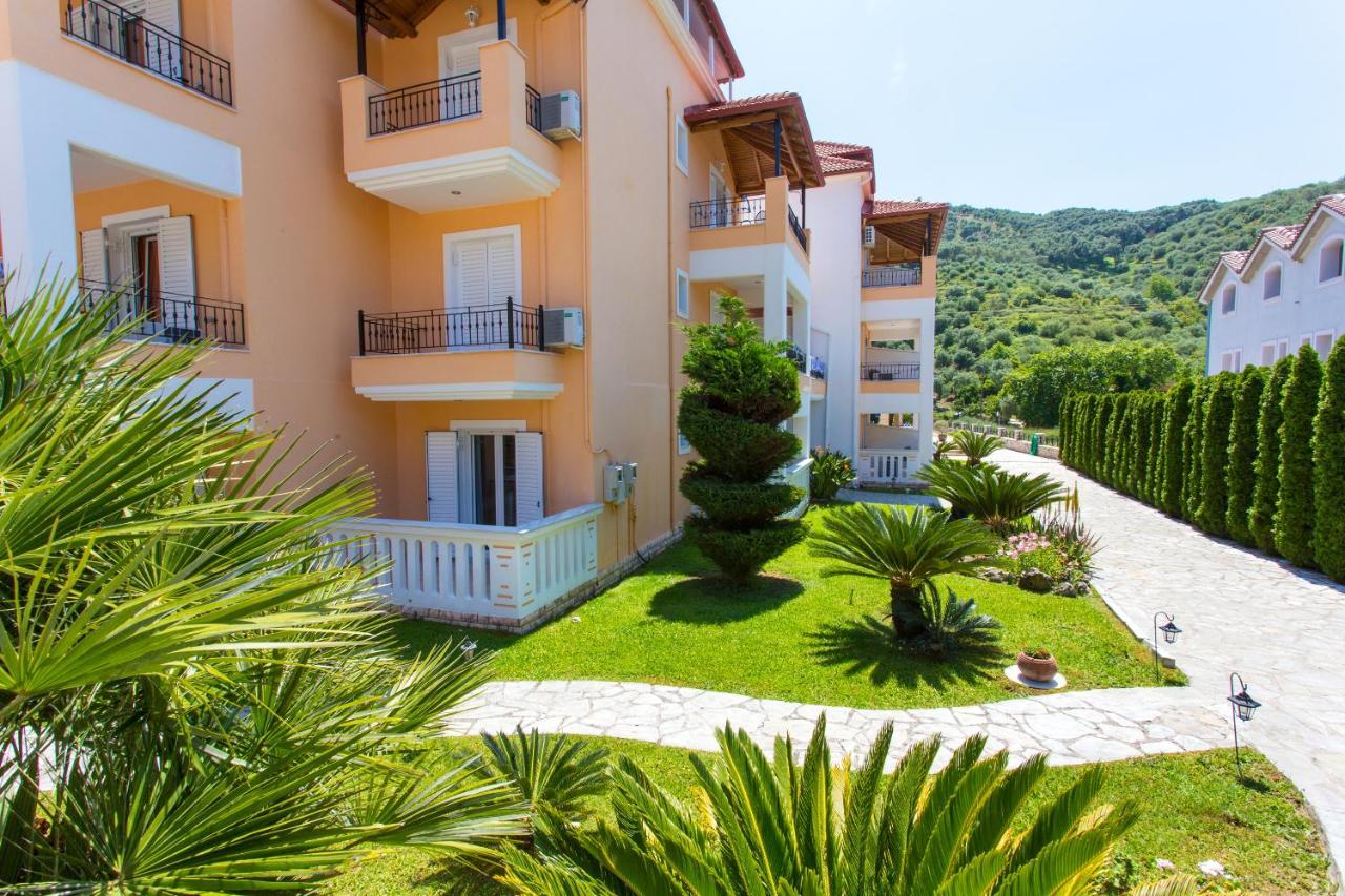 Tropical Apartments Parga Esterno foto